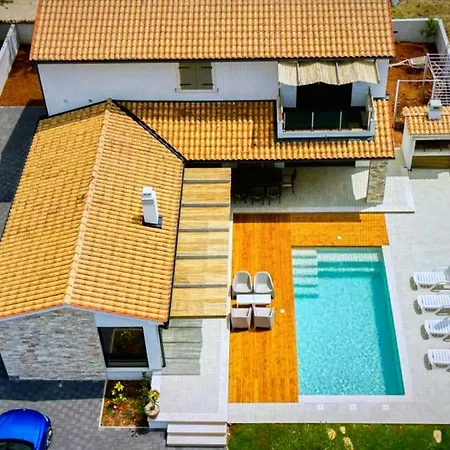 Holiday home Incredible Adriatic Jewel Amze