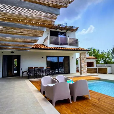 Holiday home Incredible Adriatic Jewel Amze *