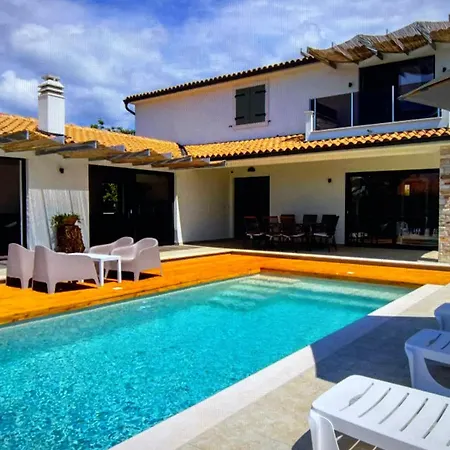Holiday home Incredible Adriatic Jewel Amze *